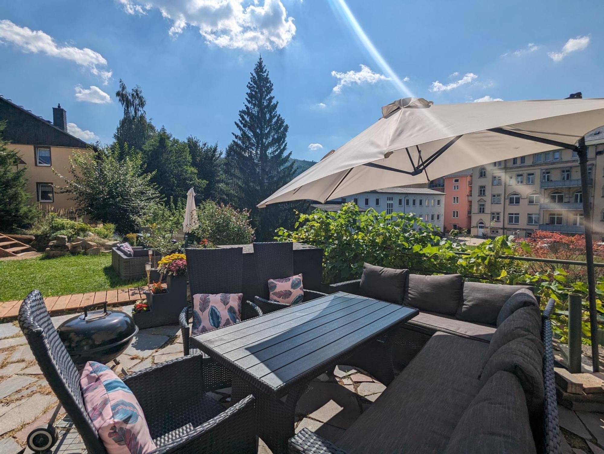 F2 - Urlaubsmagie Sauna, Whirlpool, Pool & Garten Sebnitz Extérieur photo
